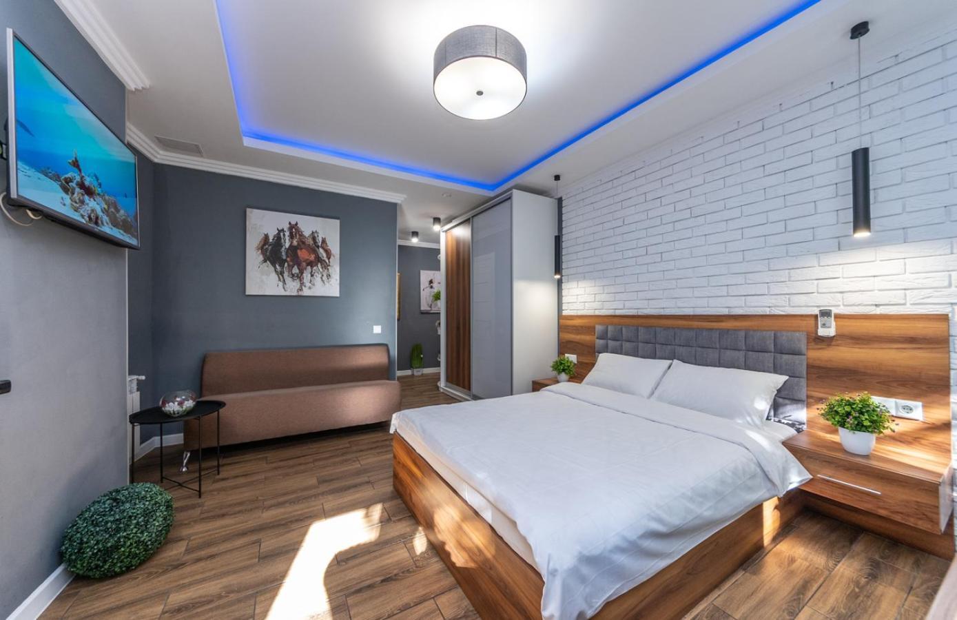 קייב Vip Apartment Near Arena City מראה חיצוני תמונה